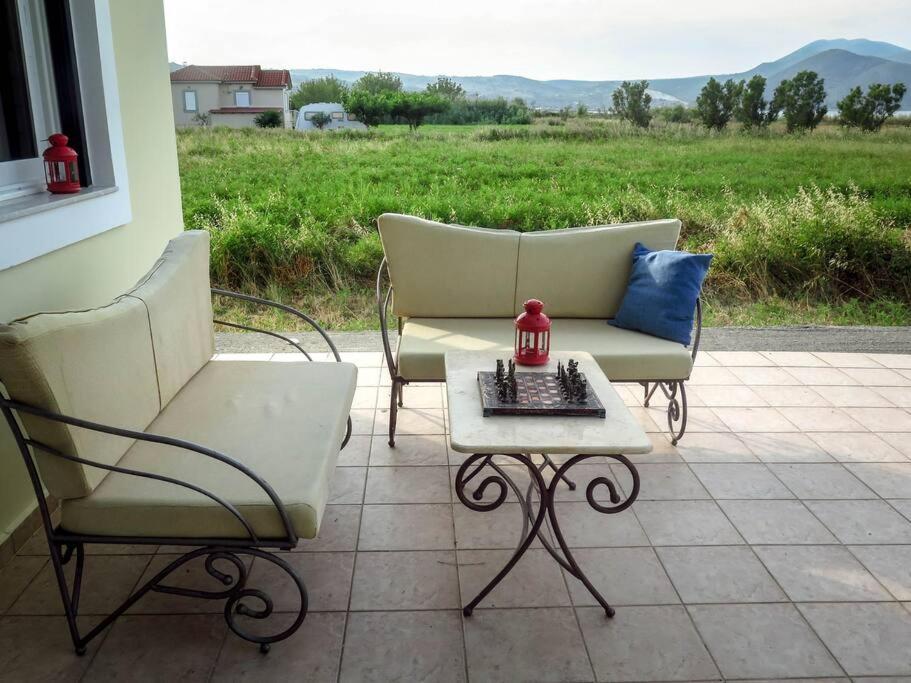 ליקסורי Villa Rania: Ευάερη Βίλα Με Θέα Τη Θάλασσα מראה חיצוני תמונה