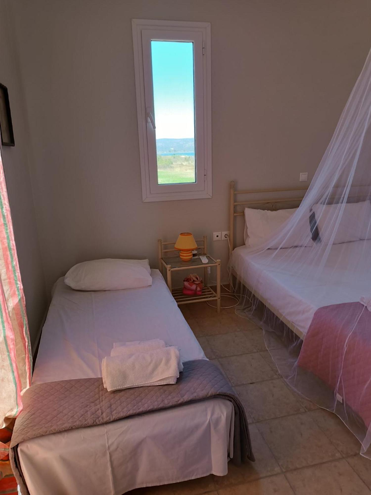 ליקסורי Villa Rania: Ευάερη Βίλα Με Θέα Τη Θάλασσα מראה חיצוני תמונה